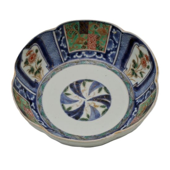 Picture of Antique Japanese Imari - Lobed Porcelain Bowl